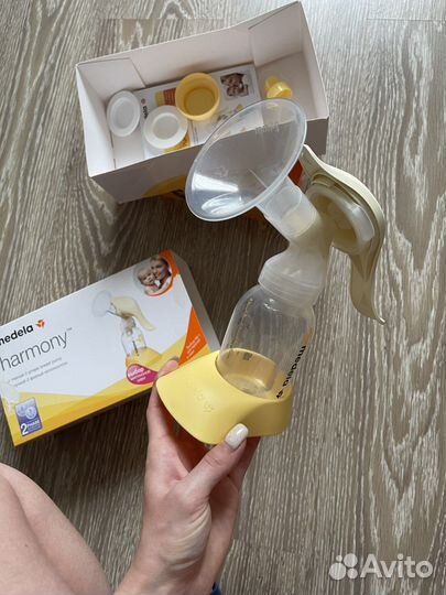 Молокоотсос medela новый