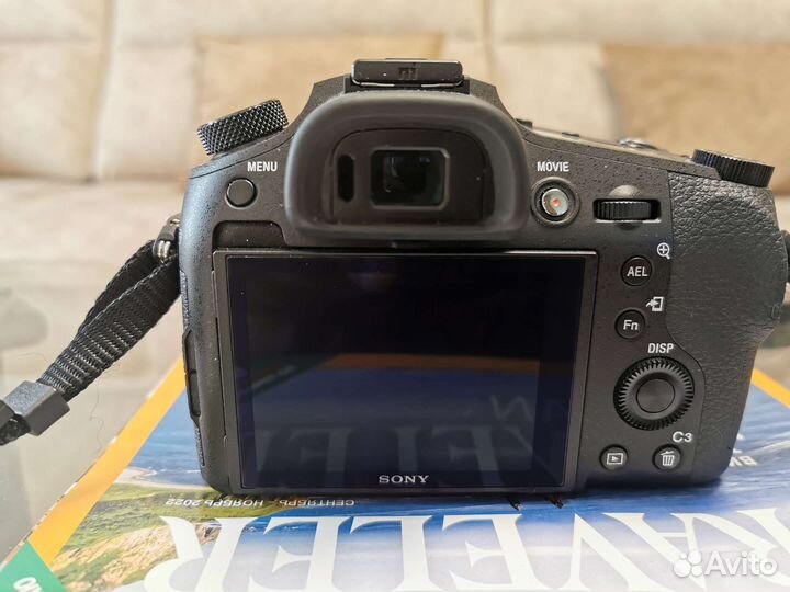 Фотоаппарат сони rx10m3