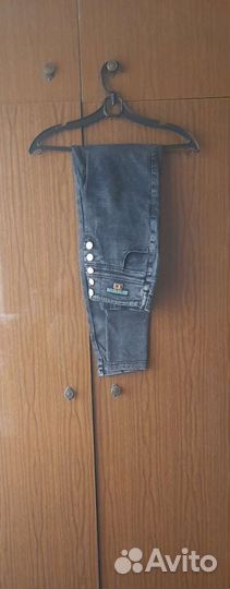 Джинсы, пиджак и комбинезон р.44-46