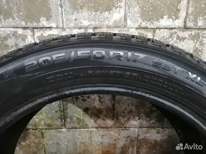 Nokian Tyres Hakkapeliitta 8 205/50 R17 93