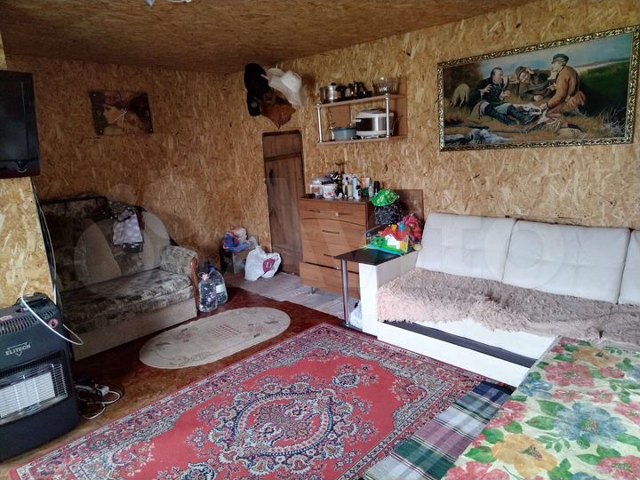 Дом 30 м² на участке 6 сот.