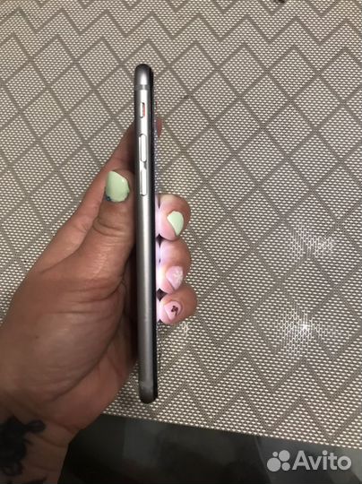 iPhone 6S, 64 ГБ