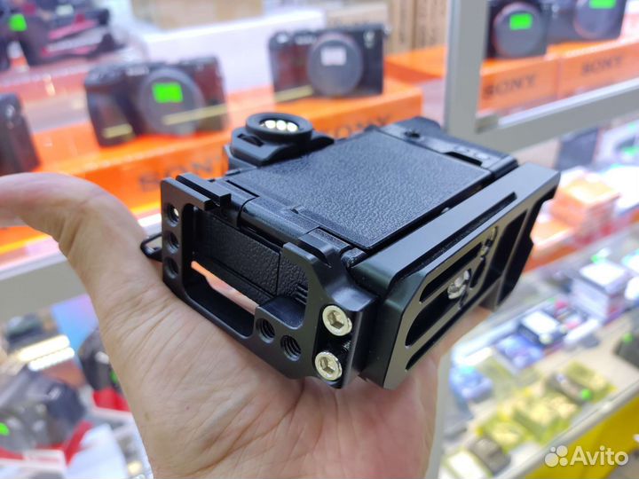 Клетка L-plate Fittest для Fujifilm X-S10