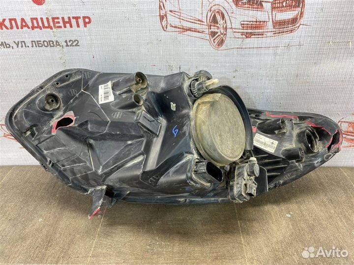 Фара правая Ford Ecosport 2014-Н.в