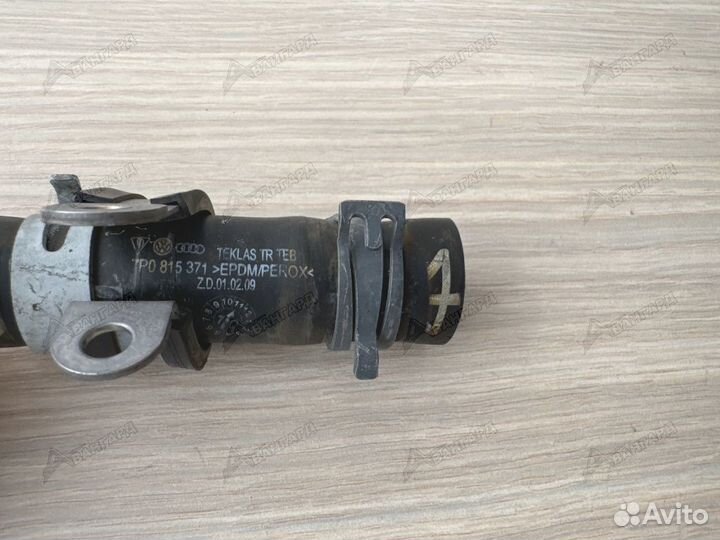 Шланг системы охлаждения Volkswagen Touareg 10-18