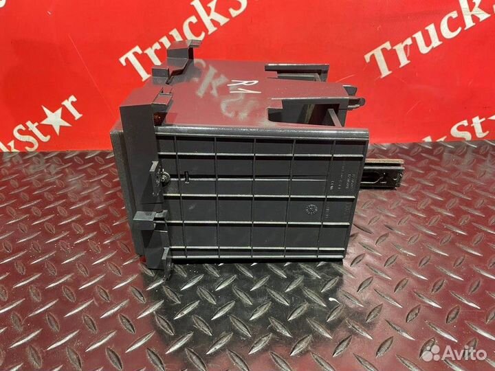 Бардачок панели Renault T