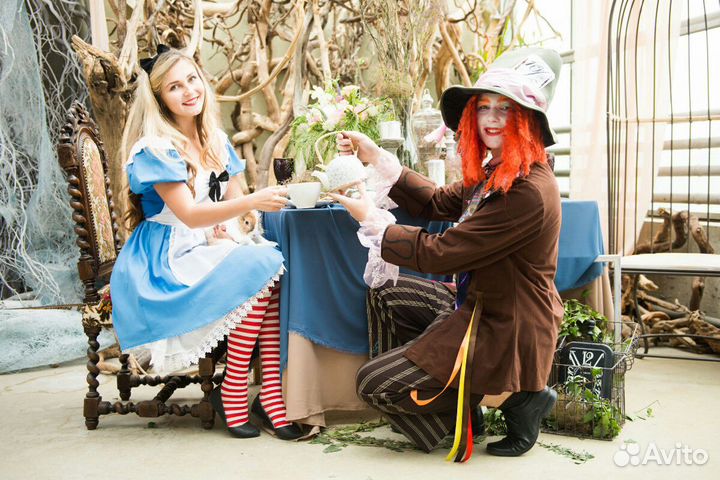 Аниматор Алиса в стране чудес