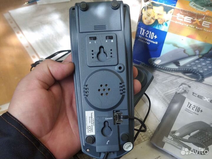 Кнопочный телефон стационарный