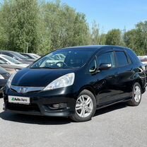 Honda Fit Shuttle 1.3 CVT, 2012, 154 000 км, с пробегом, цена 1 150 000 руб.