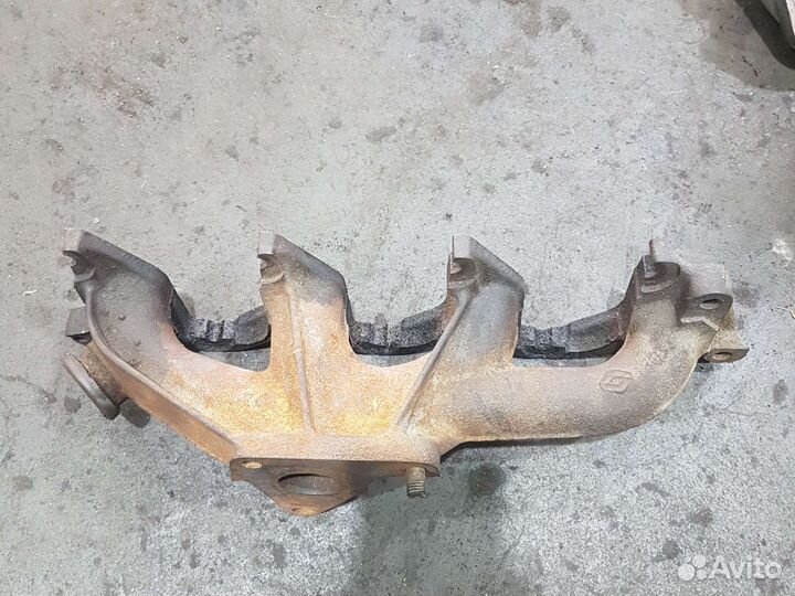 Выпускной коллектор renault