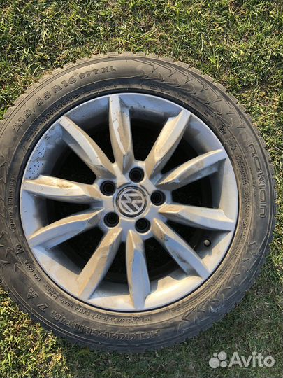 Nokian Tyres Hakkapeliitta 7 215/55 R16 97T