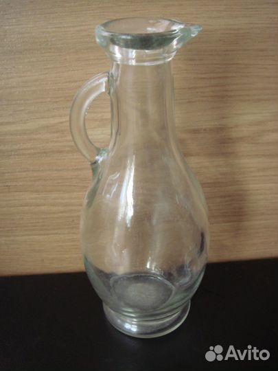 Стеклянные кувшины 3 шт