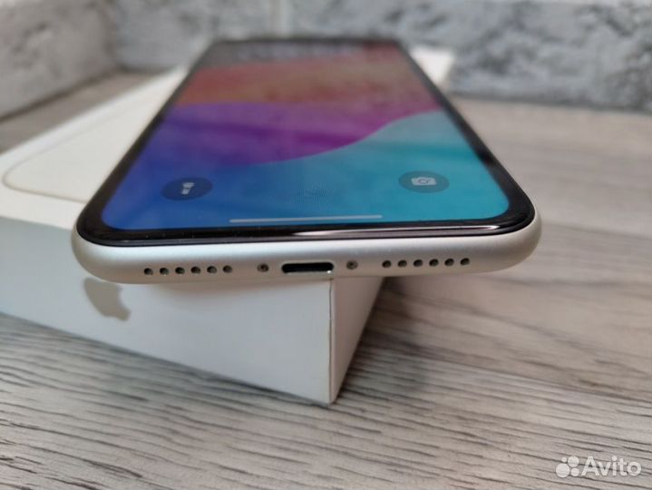 Смартфон Apple iPhone 11 4/128 гб, Dual nano SIM,Б