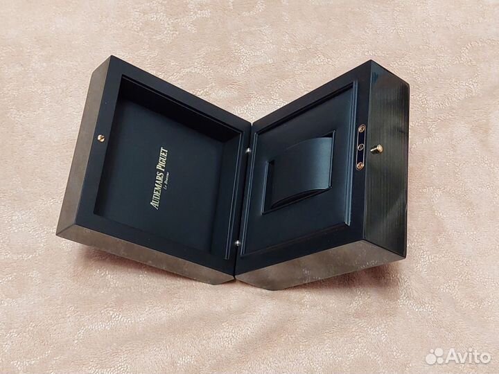 Коробка Audemars Piguet для часов оригинал