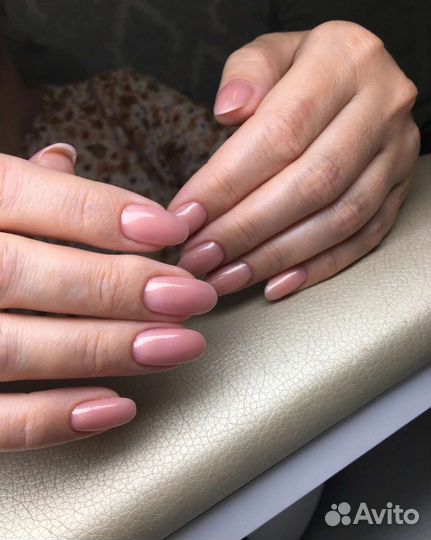 Маникюр и педикюр