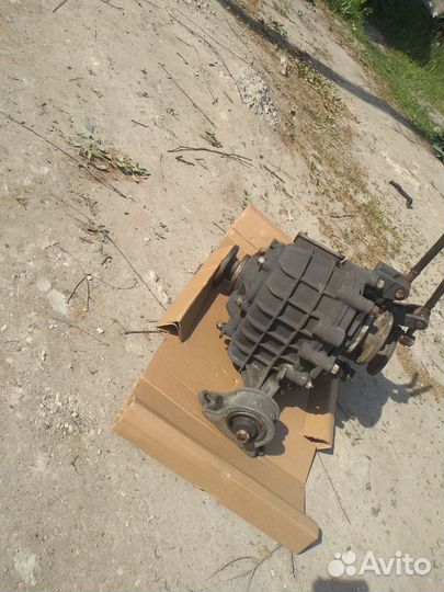 Продам раздатку на ниву 21214