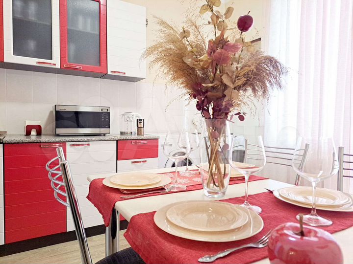 2-к. квартира, 56 м², 1/9 эт.