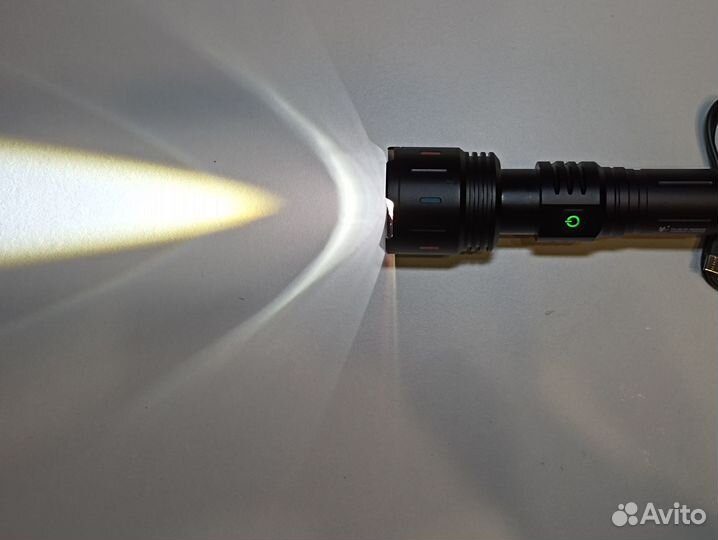 Фонарь белый лазер сверхъяркий с теплым светом