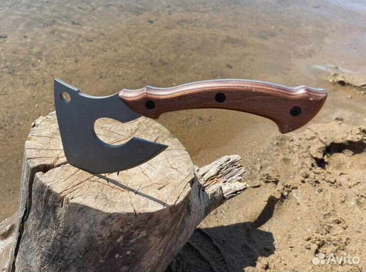 Топор кованый подарочный