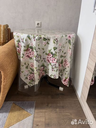 Стол круглый