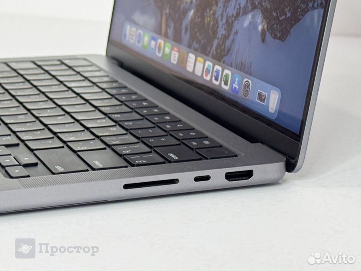 Apple MacBook Pro 14 (2021, M1 Pro) 16 / 512 / Gra