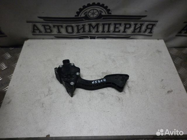 Педаль газа Toyota Prius 40 Alpha / V / +