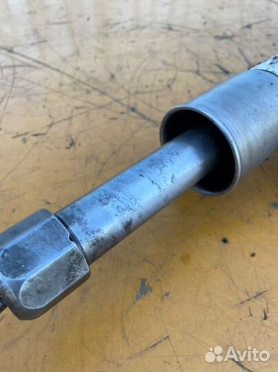 Рулевая рейка Land Rover Discovery 2.7