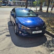 Hyundai Elantra 2.0 AT, 2020, 61 000 км, с пробегом, цена 1 800 000 руб.