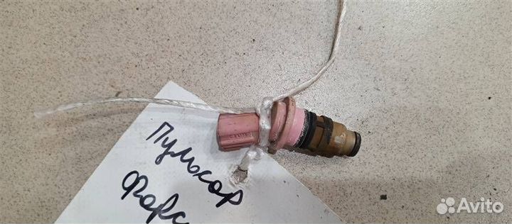 Форсунка инжекторная Nissan Pulsar 1995-2000