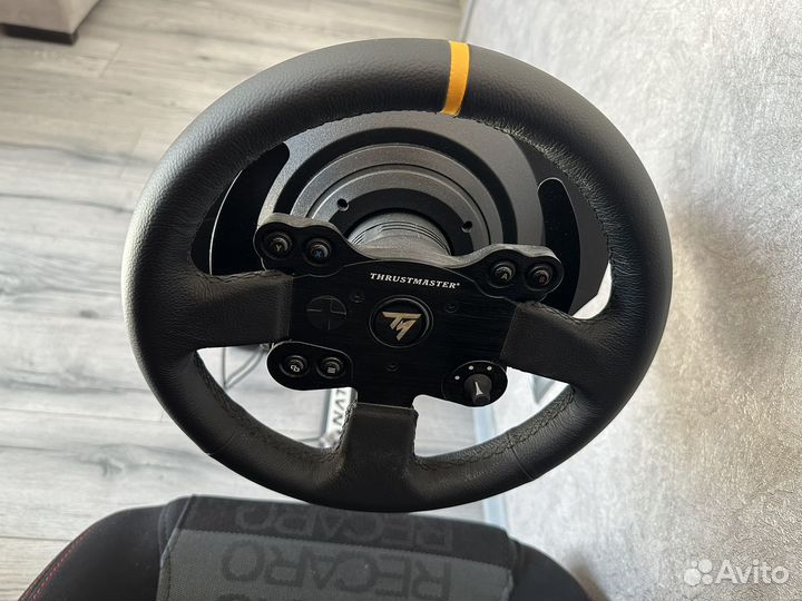 Thrustmaster TX Кокпит Playseat evolution