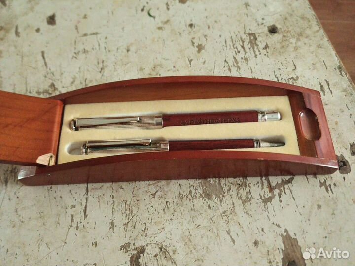 Перьевая ручка