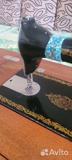 Машинка швейная Подольск 2М-22