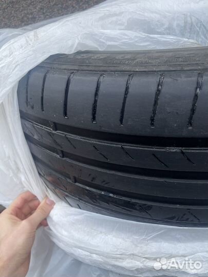 Kumho Ecsta PS71 245/40 R19 96Y