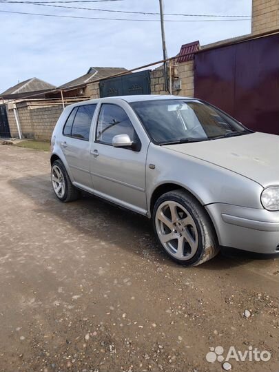 Volkswagen Golf 1.6 МТ, 1999, 280 000 км