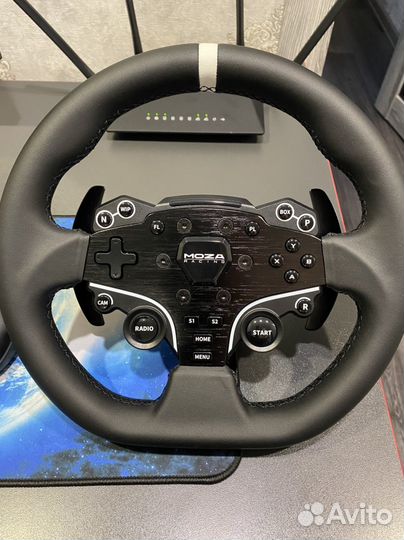 Игровой руль moza R5
