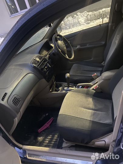 Mazda Familia 1.5 AT, 2000, битый, 200 000 км
