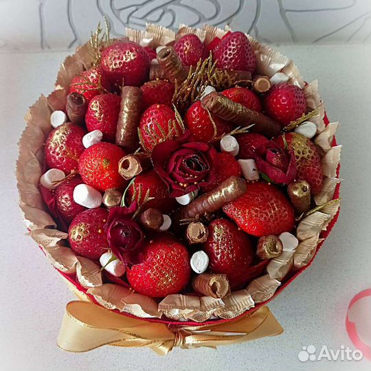 Торт из конфет