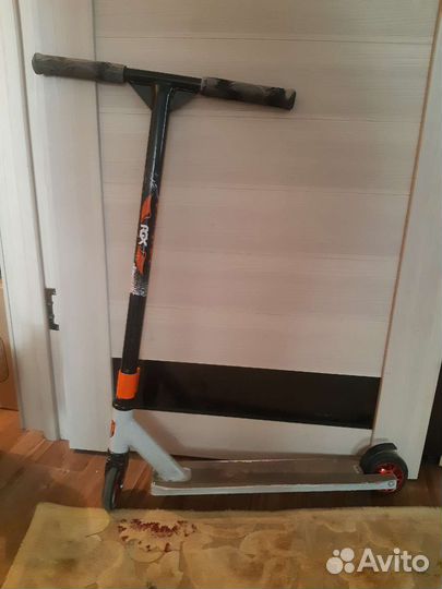 Трюковой самокат RGX