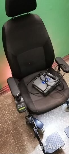 Инвалидная коляска с электроприводом Ottobock500