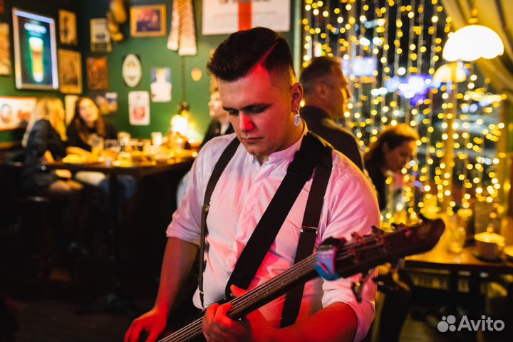 Преподаватель по гитаре, репетитор по гитаре