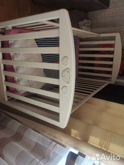 Детская кроватка