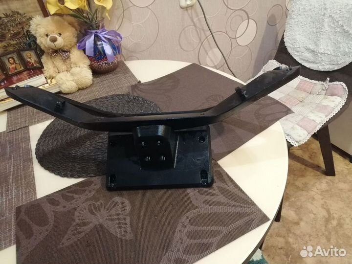 Подставка под телевизор LG