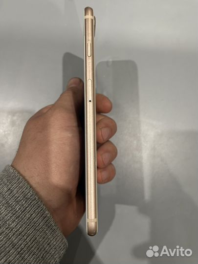 iPhone 8 Plus, 64 ГБ