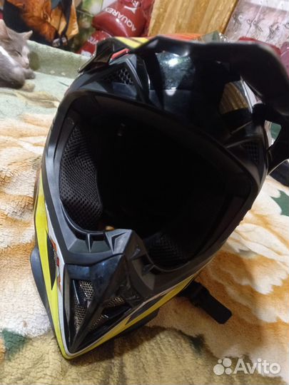 Мотошлем кроссовый