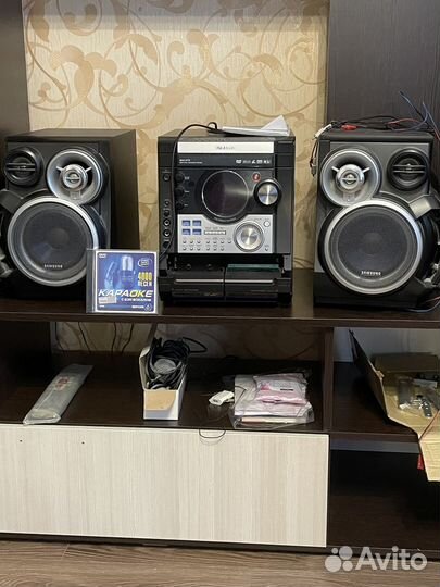 Продам музыкальный samsung с караоке