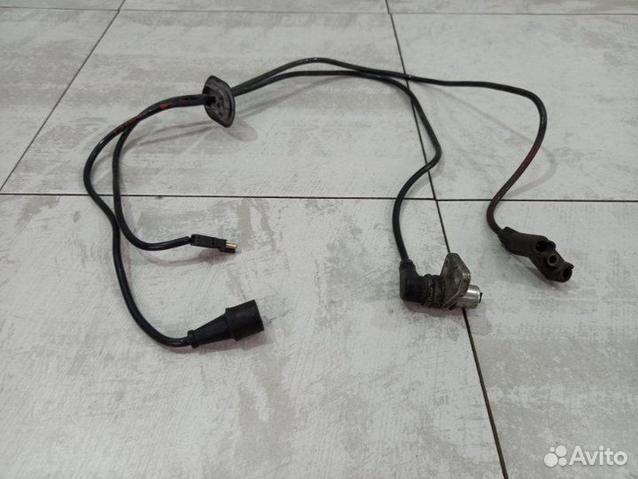 Датчик abs передний правый Mercedes E300 W124