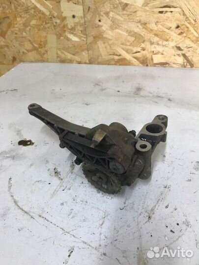 Масляный насос Mercedes-Benz E-Class W211 М272