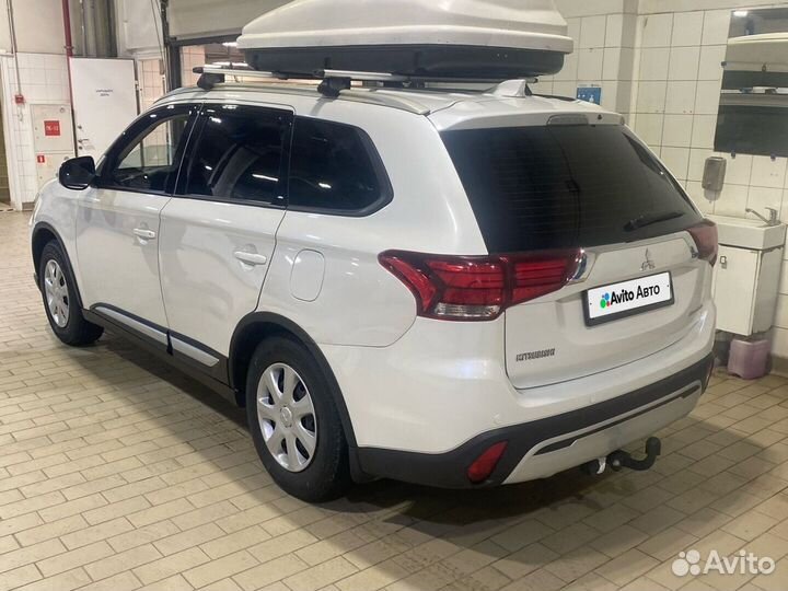 Mitsubishi Outlander 2.0 CVT, 2018, 115 007 км