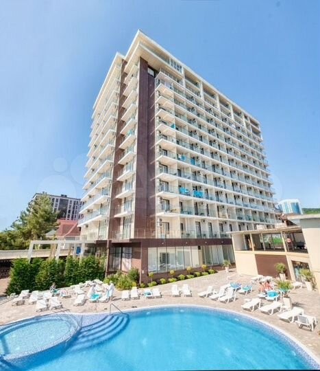 Гостиница с персоналом, 1827 м²