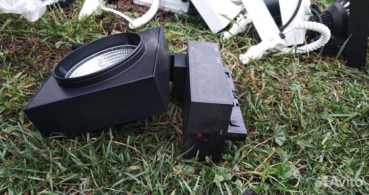 Светильник трековый проф